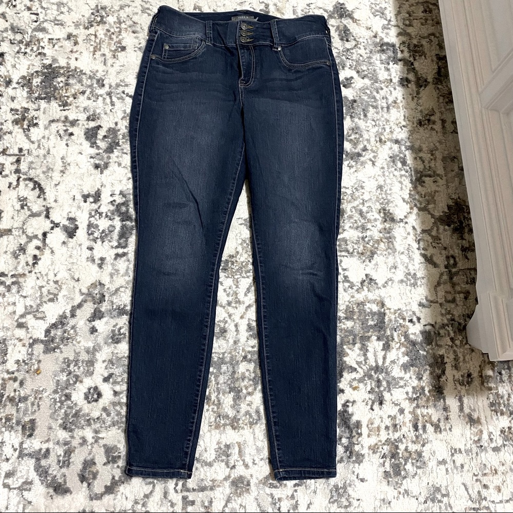 Torrid super soft jegging jeans dark wash